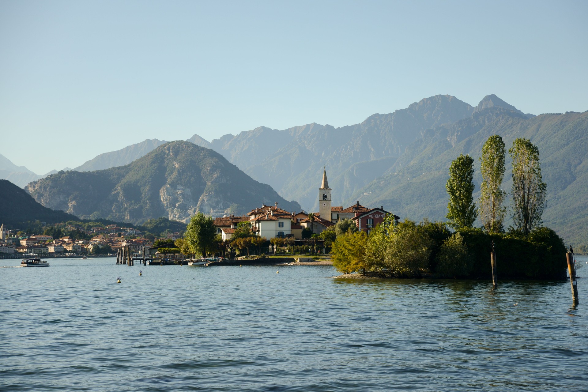 Fishermen's island (Lake maggiore)